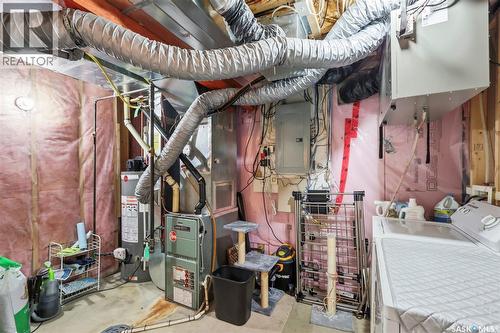 217 Isabella Street E, Saskatoon, SK - Indoor Photo Showing Basement