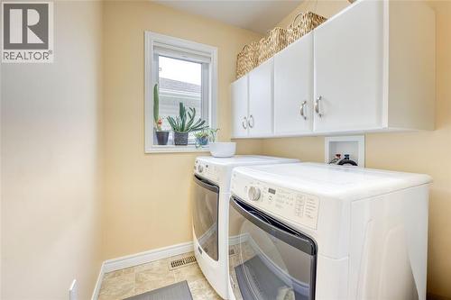 5600 Blackwell Sideroad Unit# 465, Sarnia, ON - Indoor Photo Showing Laundry Room