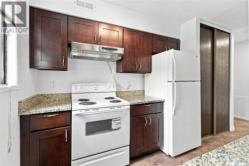 301 116 111Th Street, Saskatoon, SK - Indoor Photo Showing Kitchen