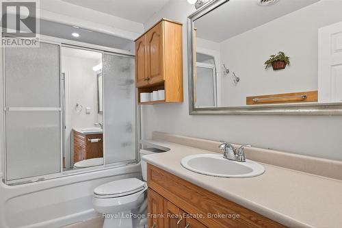 680 Serpent Mounds Road, Otonabee-South Monaghan, ON - Indoor Photo Showing Bathroom