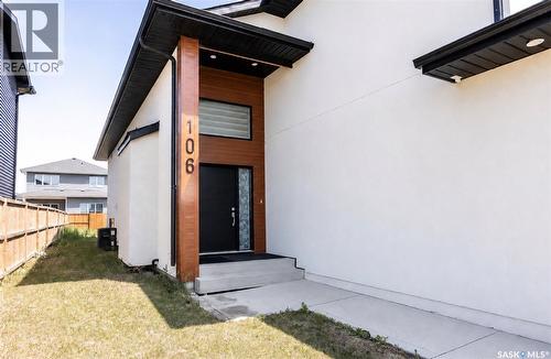 106 Kenaschuk Crescent, Saskatoon, SK - Outdoor With Exterior