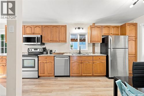 316 1St Street E, Langham, SK - Indoor Photo Showing Kitchen With Double Sink