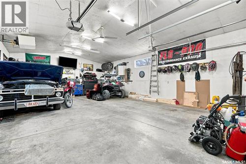 316 1St Street E, Langham, SK - Indoor Photo Showing Garage