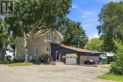 27 5TH STREET NW  Arran-Elderslie, ON N0G 1L0