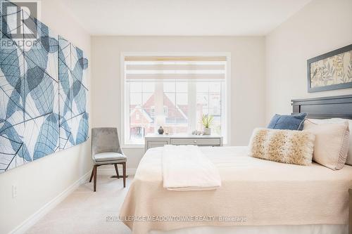 1079 Job Crescent, Milton, ON - Indoor Photo Showing Bedroom