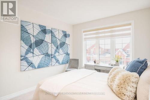 1079 Job Crescent, Milton, ON - Indoor Photo Showing Bedroom