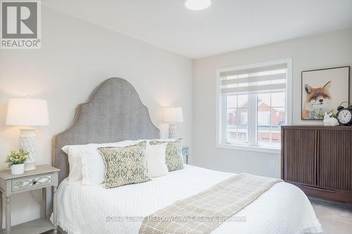 1079 Job Crescent, Milton, ON - Indoor Photo Showing Bedroom