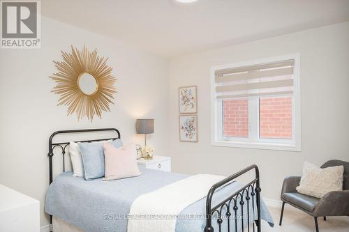 1079 Job Crescent, Milton, ON - Indoor Photo Showing Bedroom