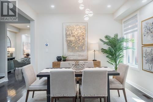 1079 Job Crescent, Milton, ON - Indoor Photo Showing Dining Room