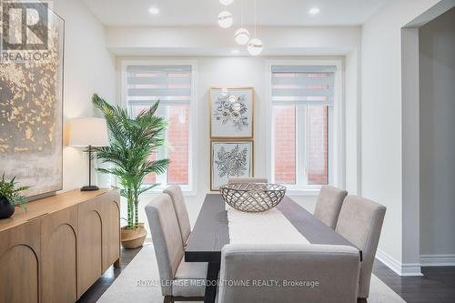 1079 Job Crescent, Milton, ON - Indoor Photo Showing Dining Room