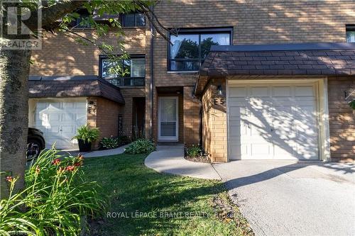 E5 - 500 STONE CHURCH ROAD W  Hamilton, ON L9B 1R2