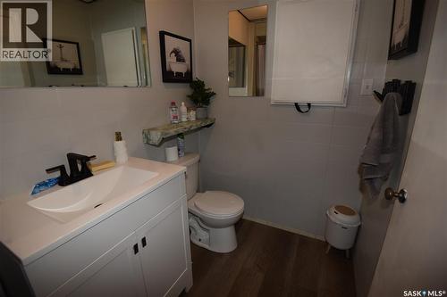 218 4A Street E, Nipawin, SK - Indoor Photo Showing Bathroom