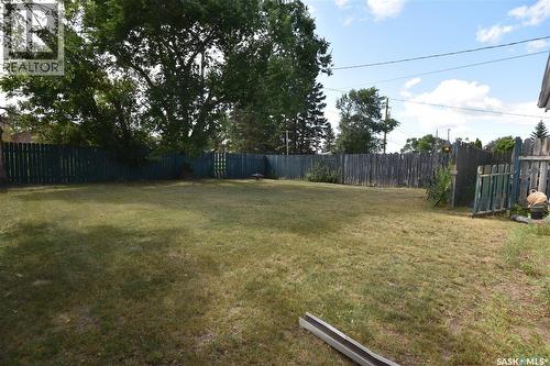 218 4A Street E, Nipawin, SK - Outdoor