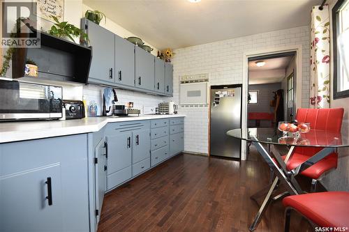 218 4A Street E, Nipawin, SK - Indoor Photo Showing Kitchen