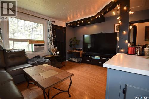 218 4A Street E, Nipawin, SK - Indoor Photo Showing Living Room