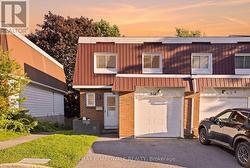 14 - 314 STONE QUARRY PRIVATE  Ottawa, ON K1K 3Y2