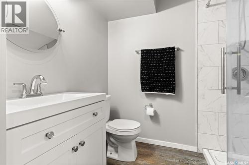 23 Price Crescent, Regina, SK - Indoor Photo Showing Bathroom