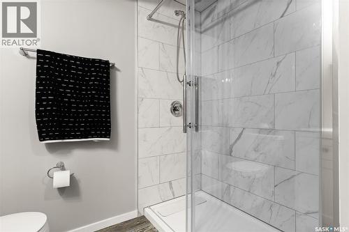 23 Price Crescent, Regina, SK - Indoor Photo Showing Bathroom