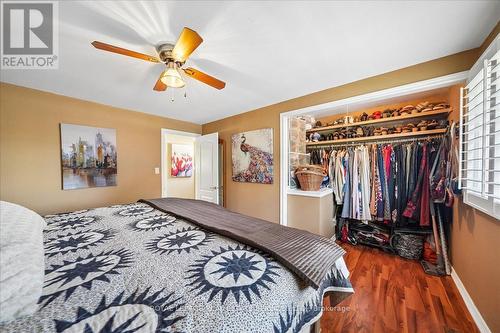 987 Sierra Boulevard, Mississauga, ON - Indoor Photo Showing Bedroom