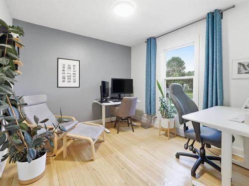 231 Wavell Avenue, Winnipeg, MB - Indoor Photo Showing Office