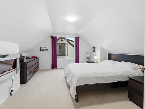 231 Wavell Avenue, Winnipeg, MB - Indoor Photo Showing Bedroom