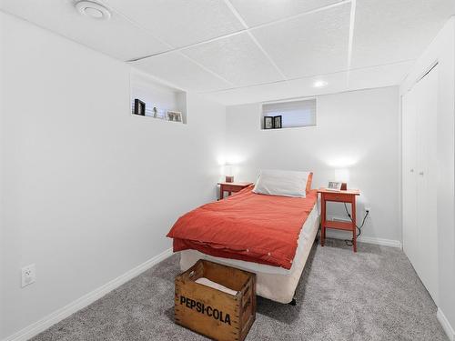 231 Wavell Avenue, Winnipeg, MB - Indoor Photo Showing Bedroom
