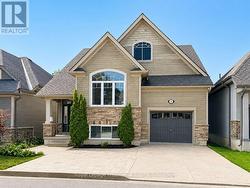 18 - 50 LOCKSIDE DRIVE  Peterborough (Otonabee Ward 1), ON K9J 8T1