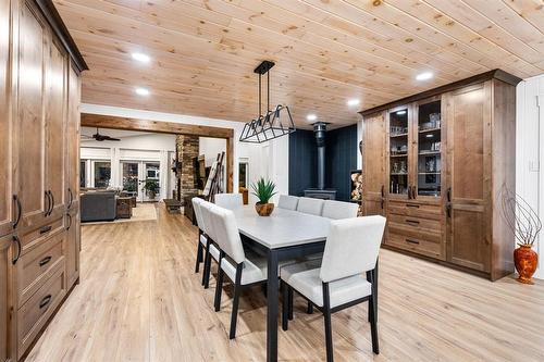 37 Mckay Loop, Alexander, MB - Indoor Photo Showing Dining Room