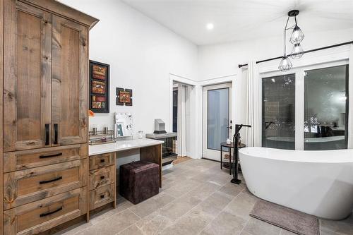 37 Mckay Loop, Alexander, MB - Indoor