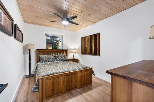 37 Mckay Loop, Alexander, MB - Indoor Photo Showing Bedroom