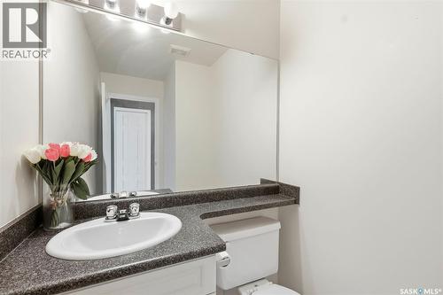 50 203 Herold Terrace, Saskatoon, SK - Indoor Photo Showing Bathroom