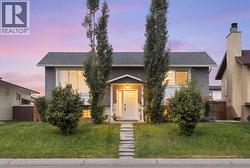 172 Rundlefield Crescent NE  Calgary, AB T1Y 2V5