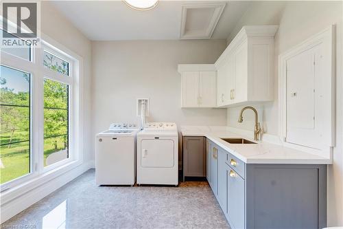 986 Highway 8, Hamilton, ON - Indoor Photo Showing Laundry Room