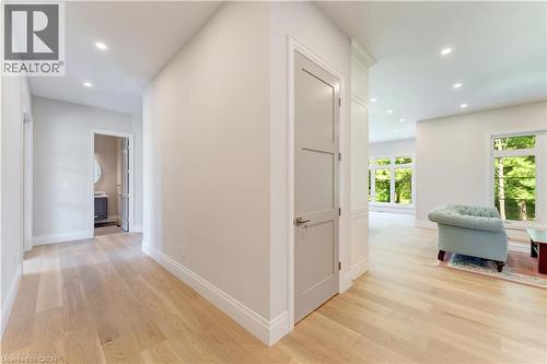 986 Highway 8, Hamilton, ON - Indoor Photo Showing Other Room