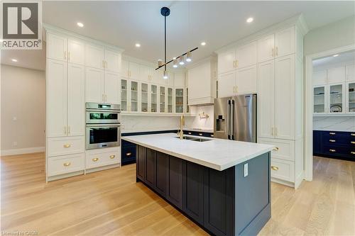 986 Highway 8, Hamilton, ON - Indoor Photo Showing Kitchen With Upgraded Kitchen