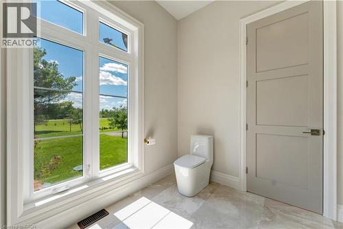 986 Highway 8, Hamilton, ON - Indoor Photo Showing Other Room