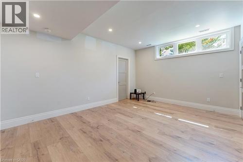 986 Highway 8, Hamilton, ON - Indoor Photo Showing Other Room