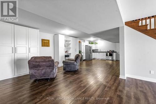1526 County Road 2, Otonabee-South Monaghan, ON - Indoor Photo Showing Other Room
