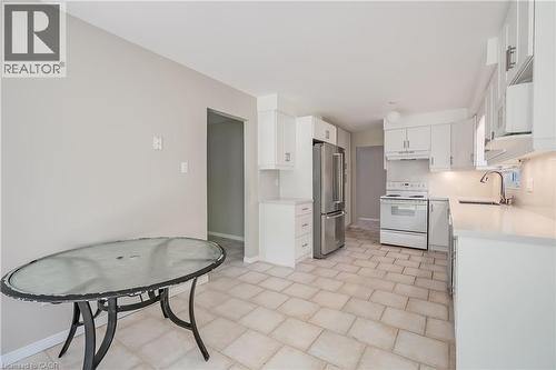 265 Mississaga Street, Oakville, ON - Indoor Photo Showing Kitchen