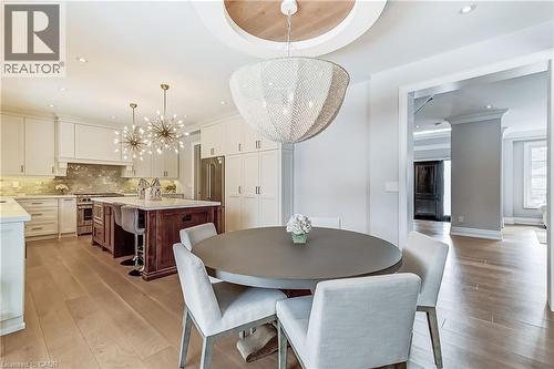 1569 Wembury Road, Mississauga, ON - Indoor Photo Showing Dining Room