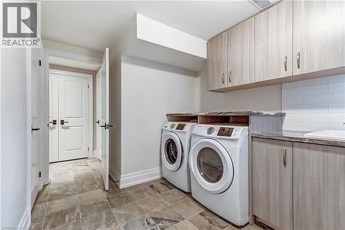 1569 Wembury Road, Mississauga, ON - Indoor Photo Showing Laundry Room
