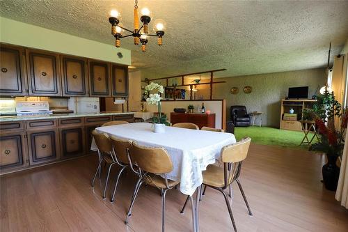 106024 7E Road E, Komarno, MB - Indoor Photo Showing Other Room