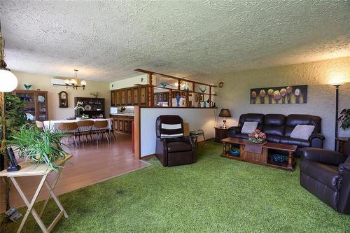 106024 7E Road E, Komarno, MB - Indoor