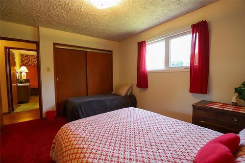 106024 7E Road E, Komarno, MB - Indoor Photo Showing Bedroom