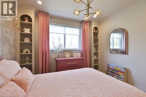 75 Rangoon Road, Toronto, ON - Indoor Photo Showing Bedroom