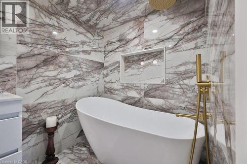 75 Rangoon Road, Toronto, ON - Indoor Photo Showing Bathroom