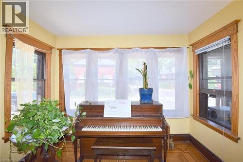 1 Barclay Street, Hamilton, ON - Indoor Photo Showing Other Room