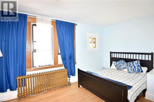 1 Barclay Street, Hamilton, ON - Indoor Photo Showing Bedroom