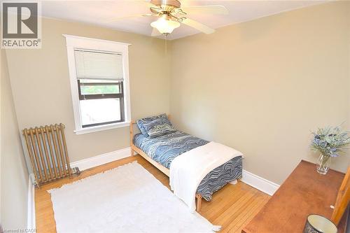 1 Barclay Street, Hamilton, ON - Indoor Photo Showing Bedroom
