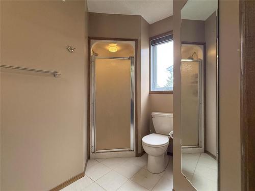 138 Lynx Crescent, Brandon, MB - Indoor Photo Showing Bathroom